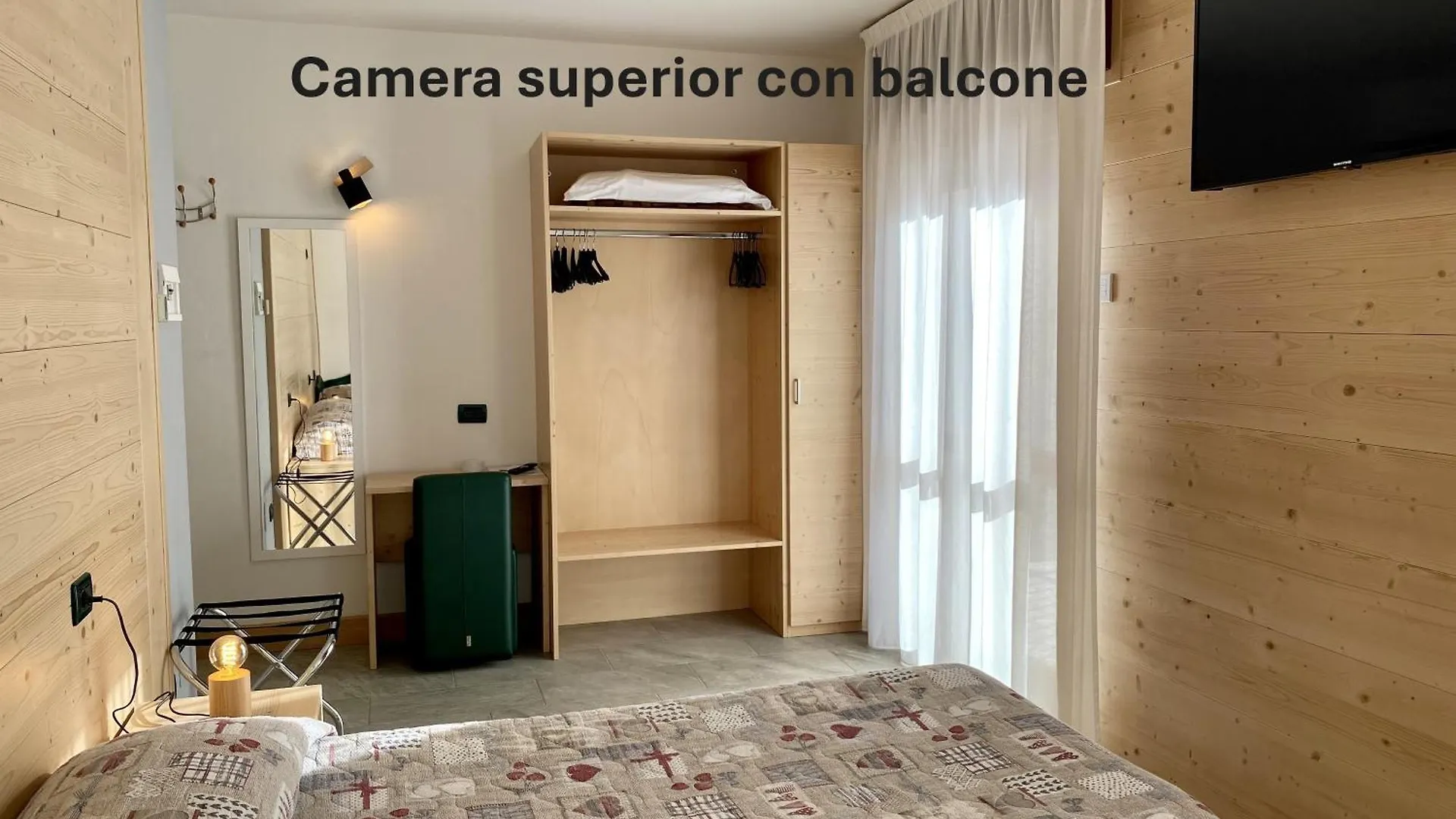 Hotel Sciatori Temù Italia