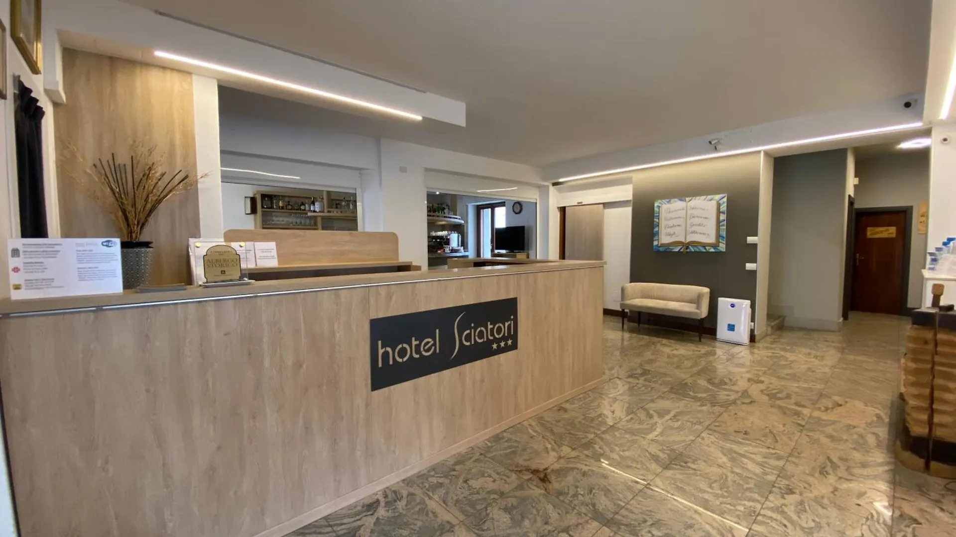 Hotel Sciatori Temù 3*,  Italia
