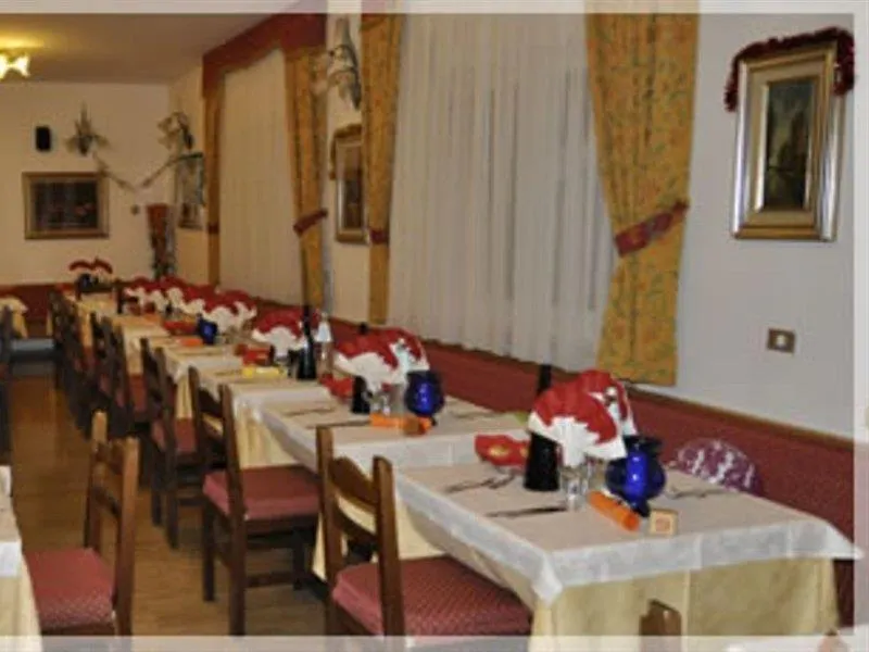 Hotel Sciatori Temù 3*,