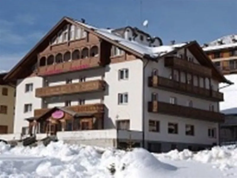 Hotel Sciatori Temù Italia