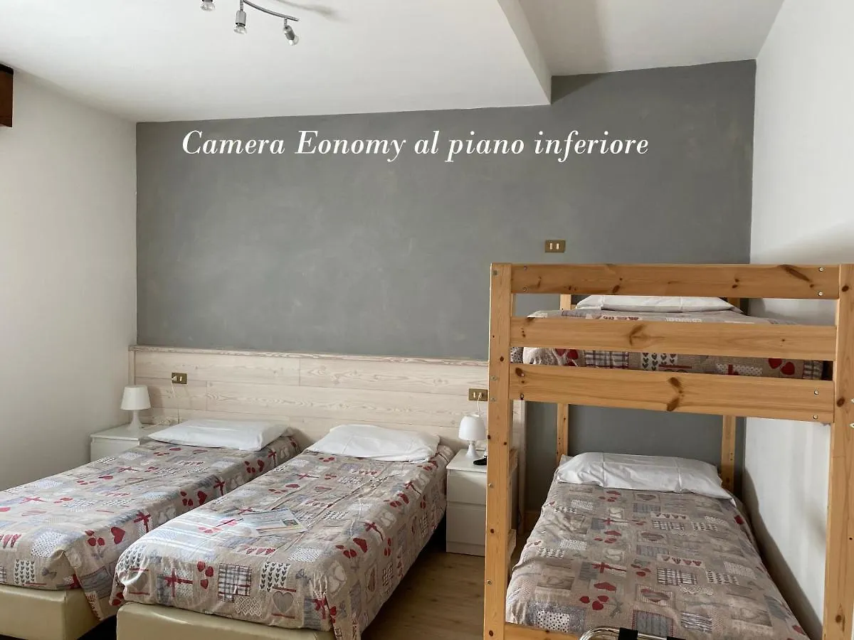 Hotel Sciatori 3 Stelle Superior Temù