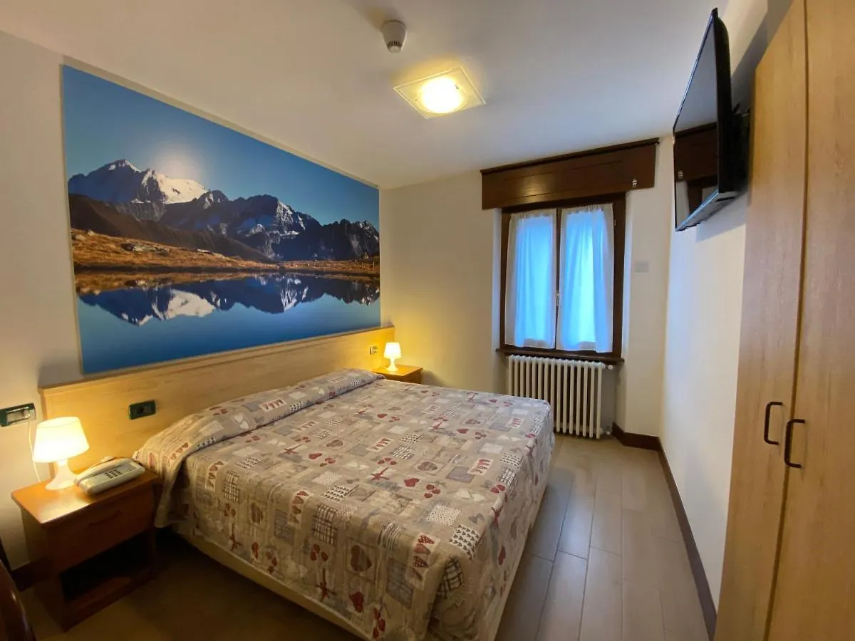 Hotel Sciatori 3 Stelle Superior Temù
