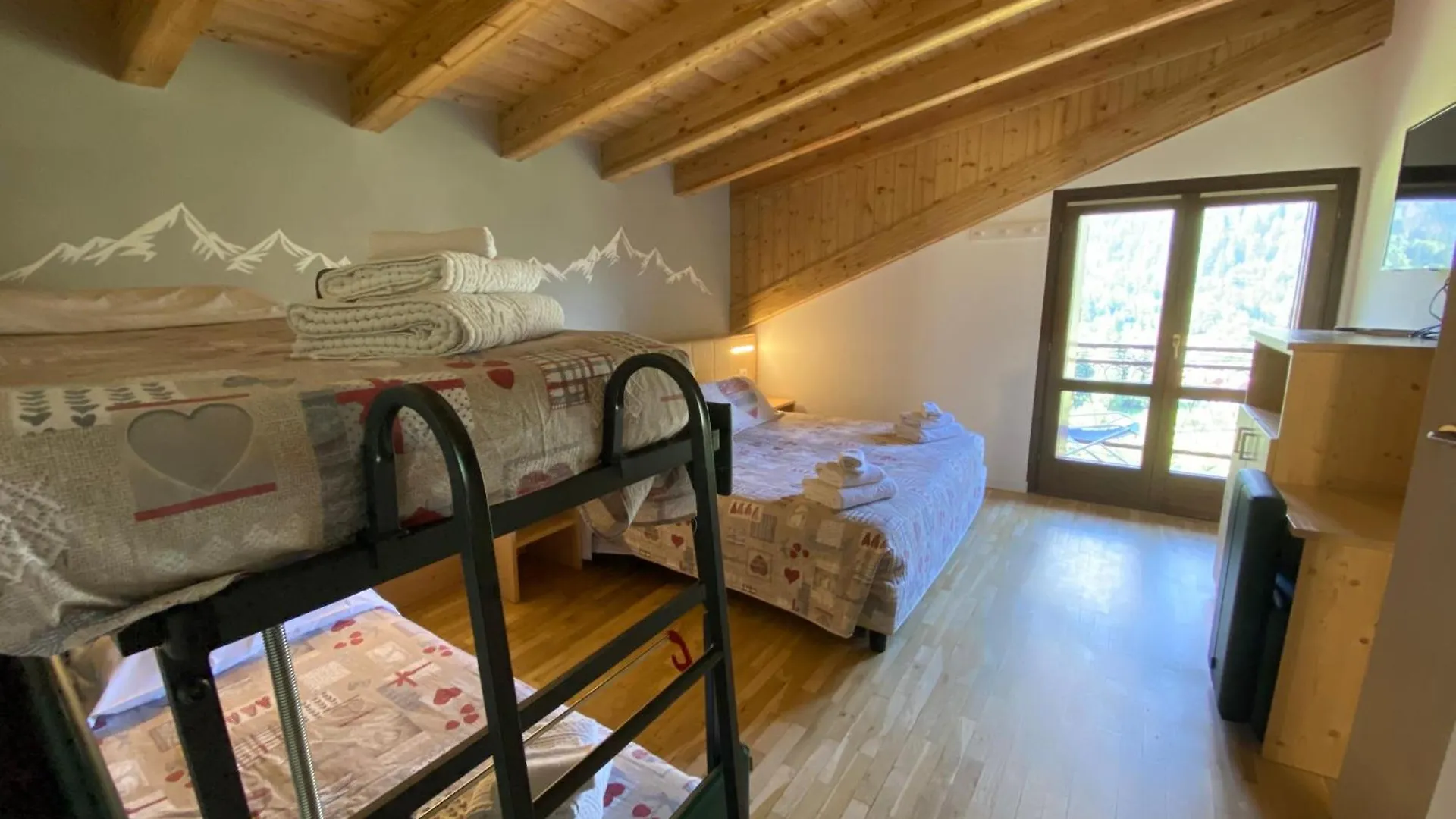 Hotel Sciatori 3 Stelle Superior Temù